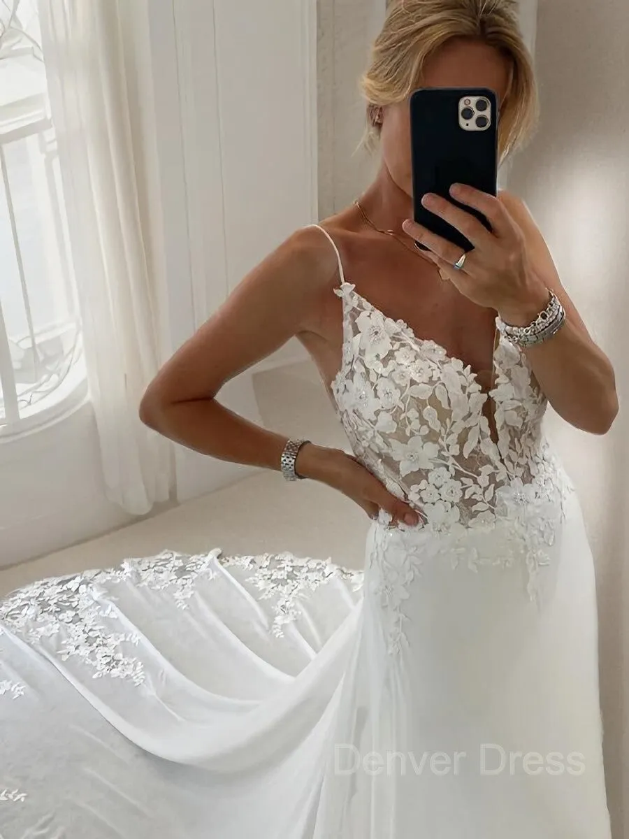 A-Line V-neck Chapel Train Chiffon Wedding Dresses With Appliques Lace