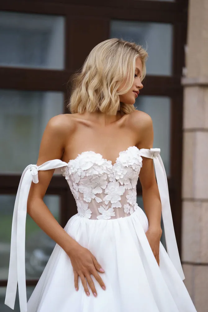 Elegant Short Wedding Dresses A-Line Lace  Sweetheart Off The Shoulder Satin Open Back Bridal Gown Above Knee Vestidos De Noiva