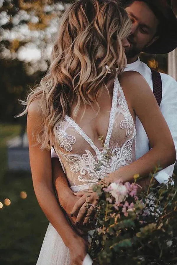 Ivory Tulle Sleeveless Beaded Beach Wedding Dress WW275