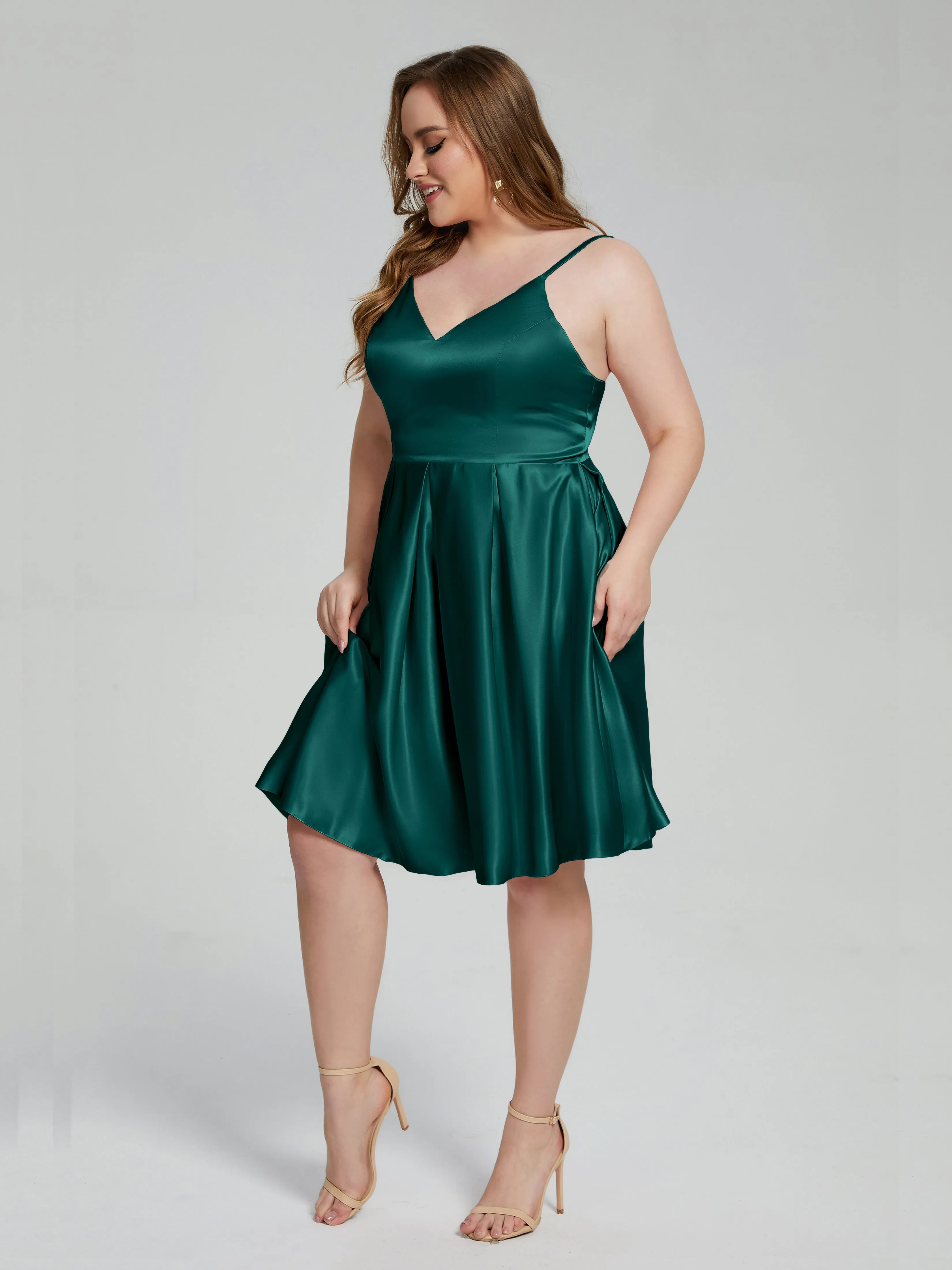 Josie Cute V Neck Short Plus Size Bridesmaid Dresses