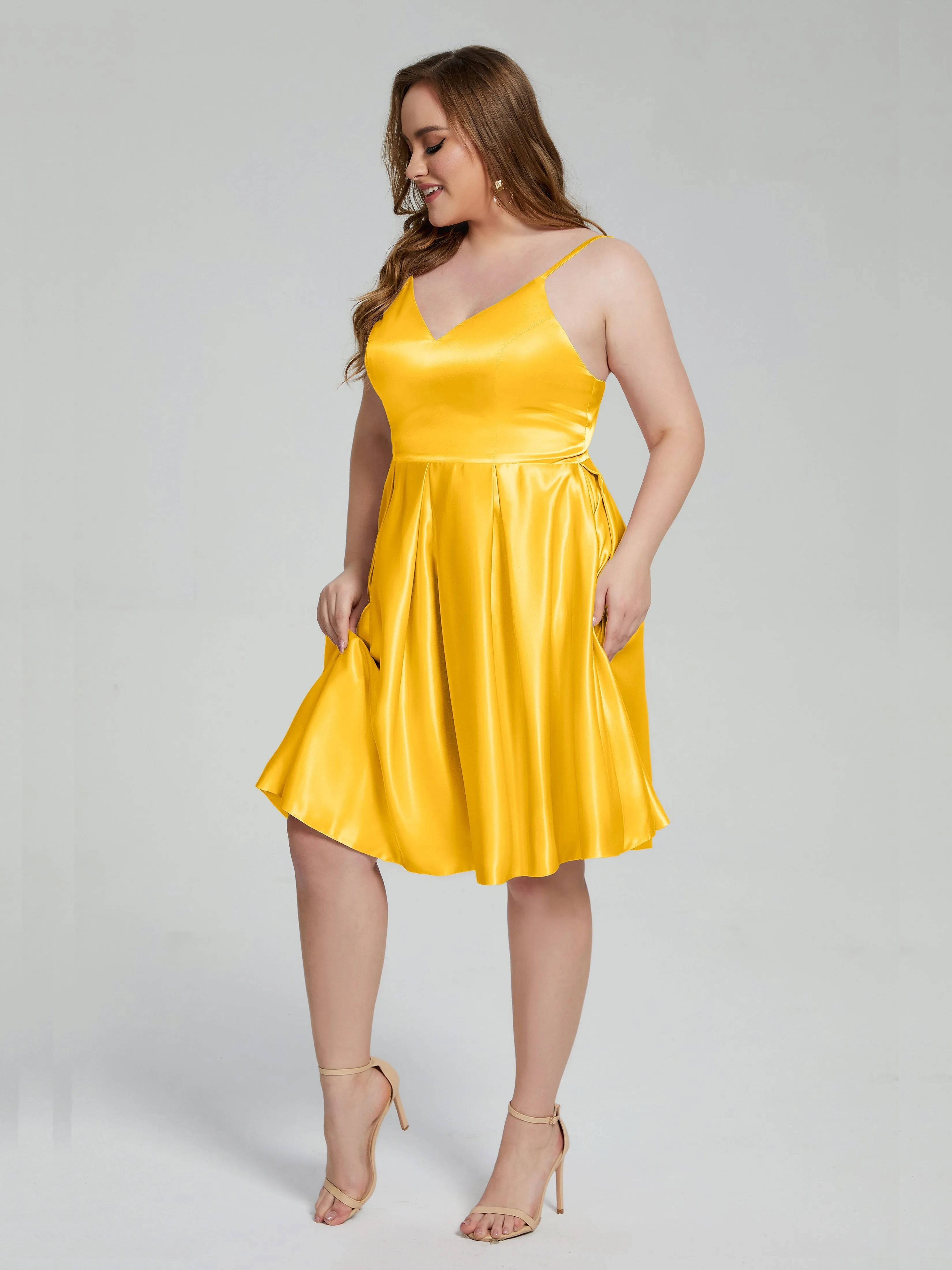 Josie Cute V Neck Short Plus Size Bridesmaid Dresses