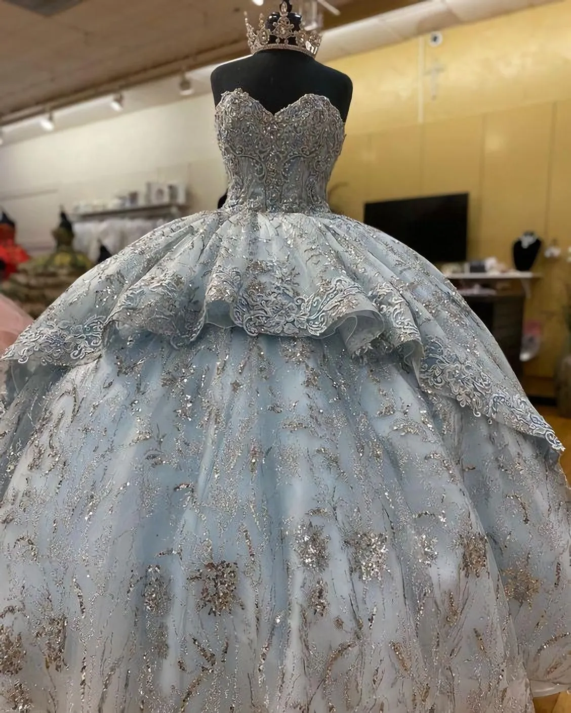 Long Ball Gown Prom Dress Quinceanera Dresses Lace Appliques