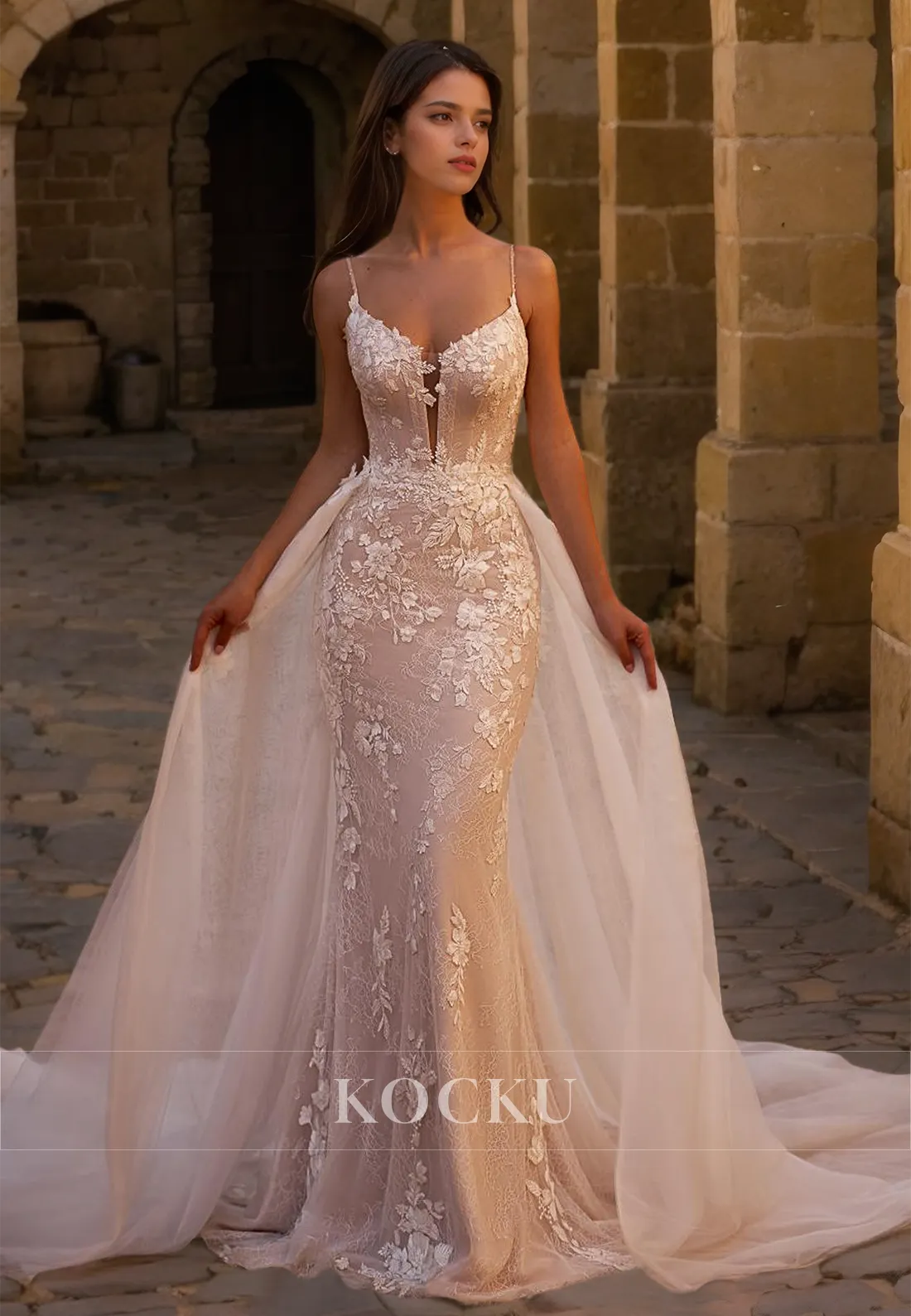 Spaghetti Straps Sweetheart Mermaid Appliques Lace Wedding Dress Bridal Gowns with Overskirt